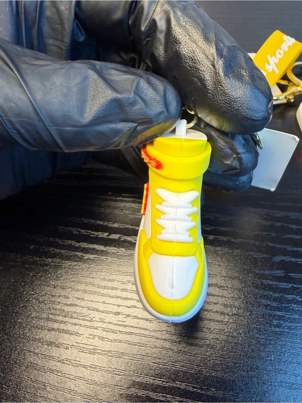 6Pcs Sneaker Keychain - Multicolor Set GREAT FOR GIFTS.